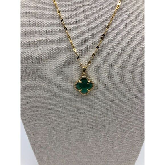 18K Gold Plated Stainless Steel "Four Leaf Clover" Necklace Hypoallergenic - Picture 4 of 12